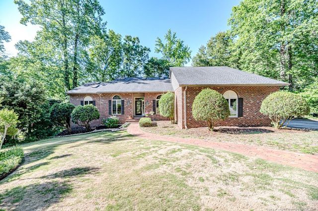 758 Turnbury Court, Sanford, NC 27332