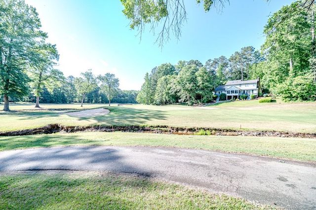 758 Turnbury Court, Sanford, NC 27332