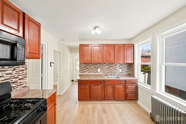 56 Grant Avenue, Carteret, NJ 07008