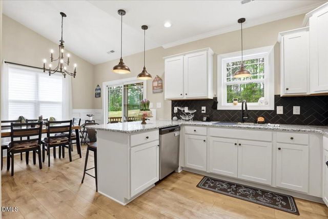 78 Pedestal Court, Zebulon, NC 27597