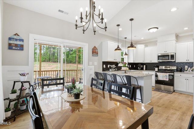 78 Pedestal Court, Zebulon, NC 27597