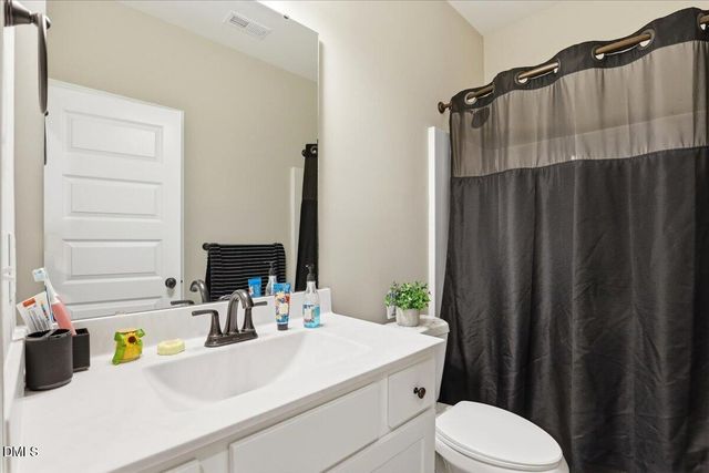 78 Pedestal Court, Zebulon, NC 27597