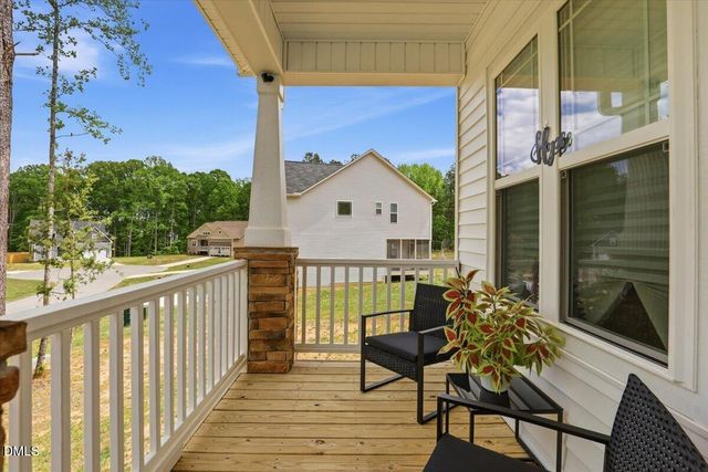 78 Pedestal Court, Zebulon, NC 27597