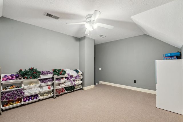 7711 Oxfordshire Drive, Spring, TX 77379