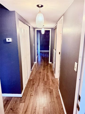 6519 W NEWBERRY ROAD 211, Gainesville, FL 32605