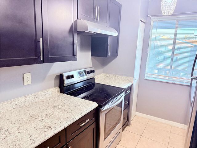 6519 W NEWBERRY ROAD 211, Gainesville, FL 32605