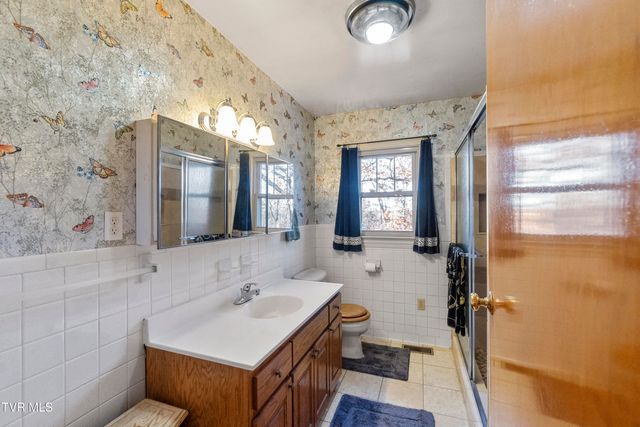 285 Greystone Road, Greeneville, TN 37743