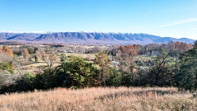 285 Greystone Road, Greeneville, TN 37743