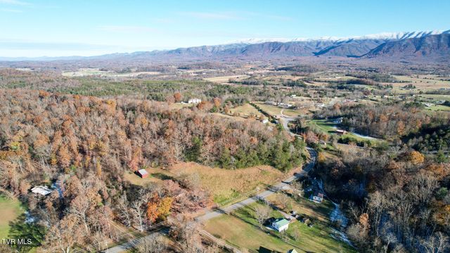 285 Greystone Road, Greeneville, TN 37743