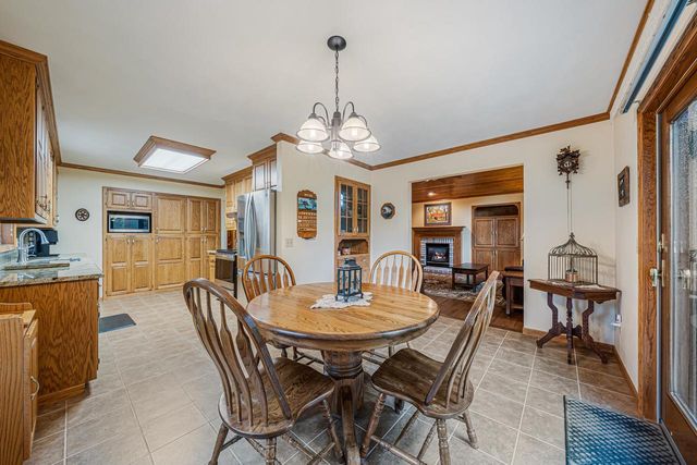 W6674 CEDAR RIDGE DRIVE, Appleton, WI 54915