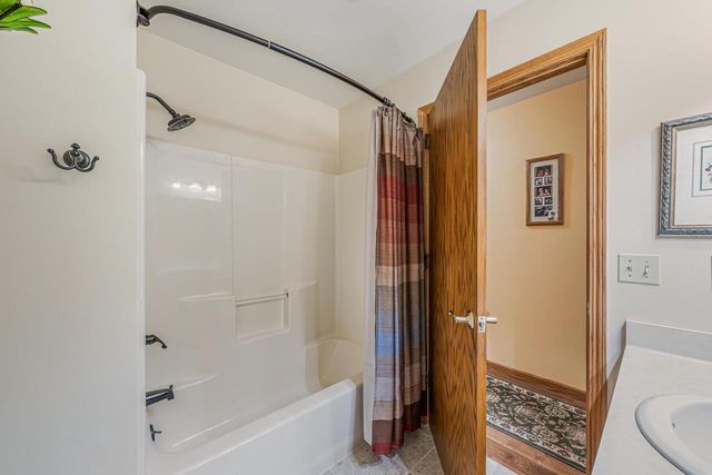W6674 CEDAR RIDGE DRIVE, Appleton, WI 54915