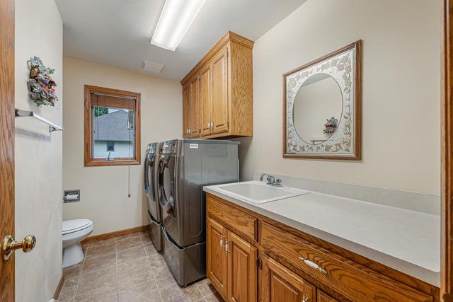 W6674 CEDAR RIDGE DRIVE, Appleton, WI 54915