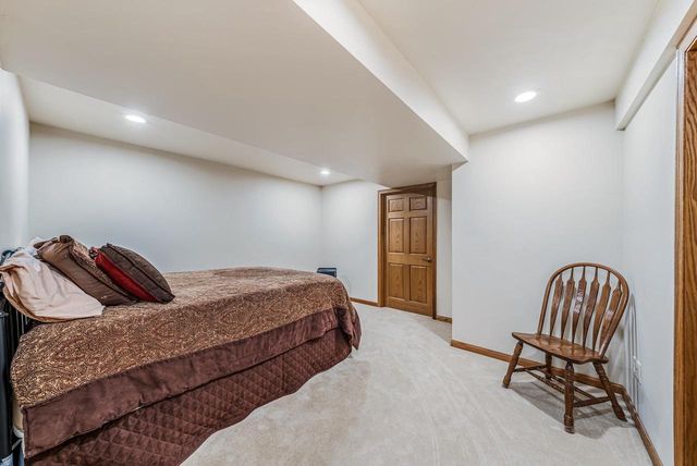 W6674 CEDAR RIDGE DRIVE, Appleton, WI 54915