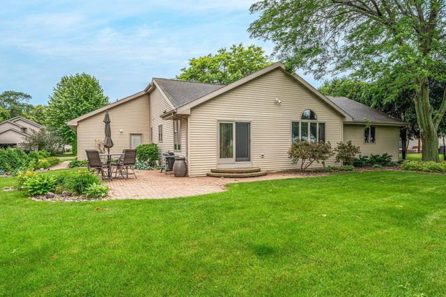 W6674 CEDAR RIDGE DRIVE, Appleton, WI 54915
