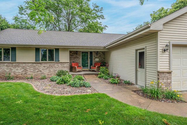 W6674 CEDAR RIDGE DRIVE, Appleton, WI 54915