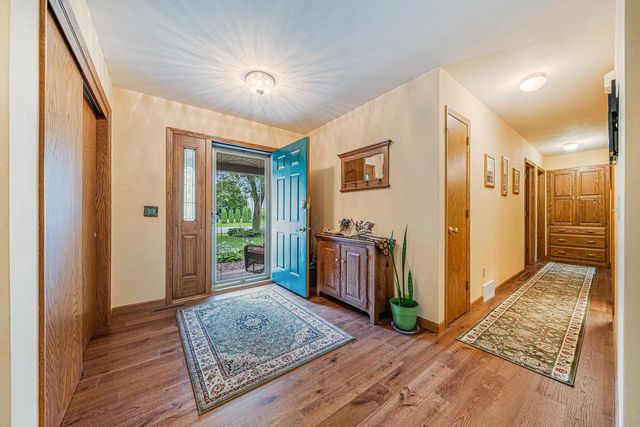 W6674 CEDAR RIDGE DRIVE, Appleton, WI 54915