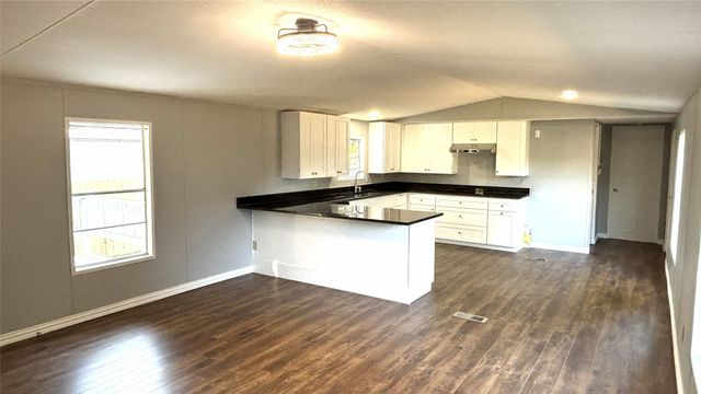 1821 Gale Drive, Pelican Bay, TX 76020