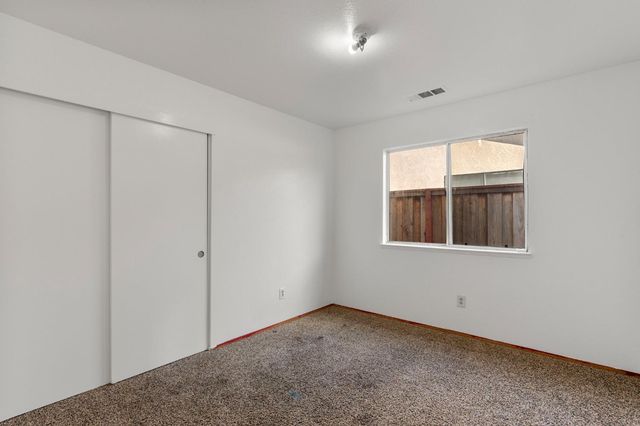 6072 Preakness Dr, Riverbank, CA 95367