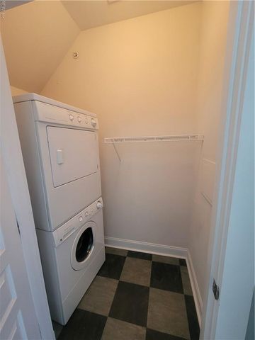 435 E Freemason St Apt 3A, Norfolk, VA 23510