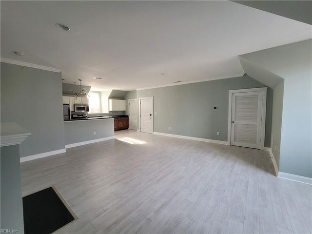 435 E Freemason St Apt 3A, Norfolk, VA 23510