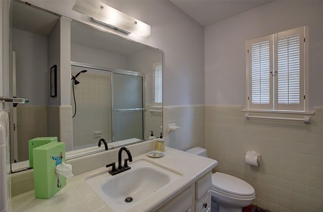 5715 State Highway 159, La Grange, TX 78945