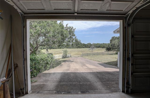 5715 State Highway 159, La Grange, TX 78945