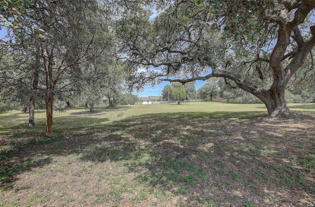5715 State Highway 159, La Grange, TX 78945