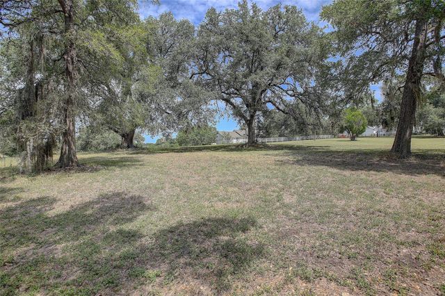 5715 State Highway 159, La Grange, TX 78945