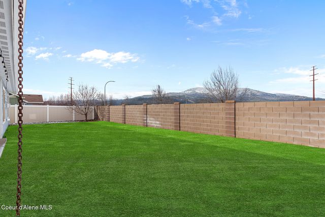 15136 N Pristine CIR, Rathdrum, ID 83858