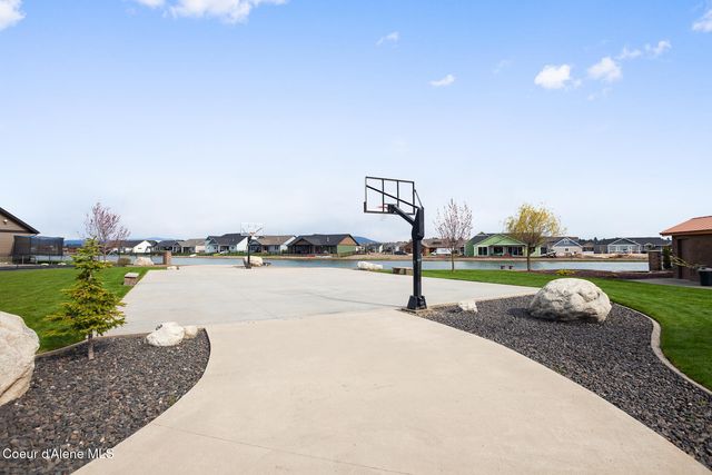 15136 N Pristine CIR, Rathdrum, ID 83858