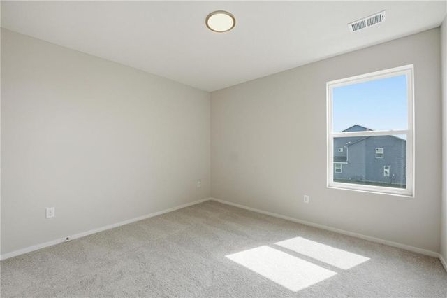 1431 S 4th Street E, Louisburg, KS 66053