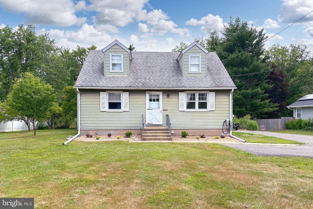 117 ROUTE 31 S, Pennington, NJ 08534
