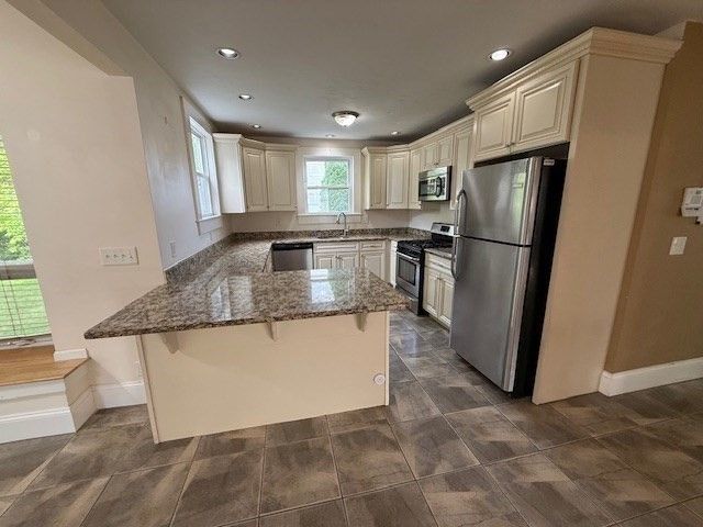 203 North Ave, Rockland, MA 02370