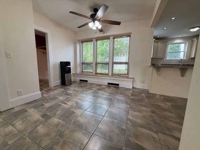 203 North Ave, Rockland, MA 02370