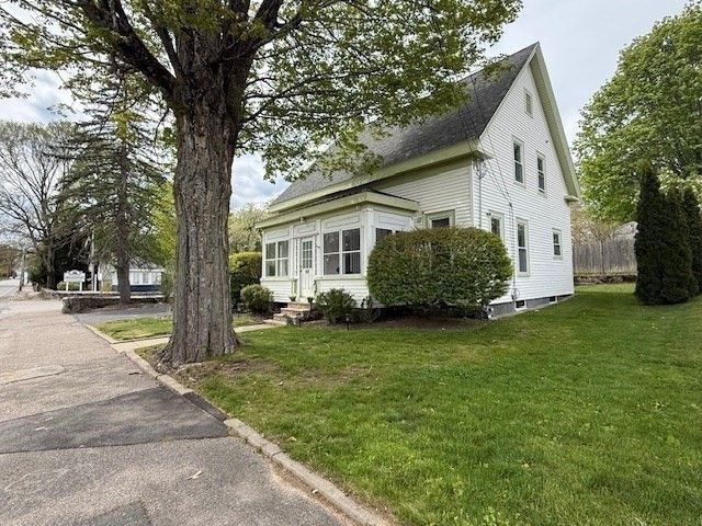 203 North Ave, Rockland, MA 02370