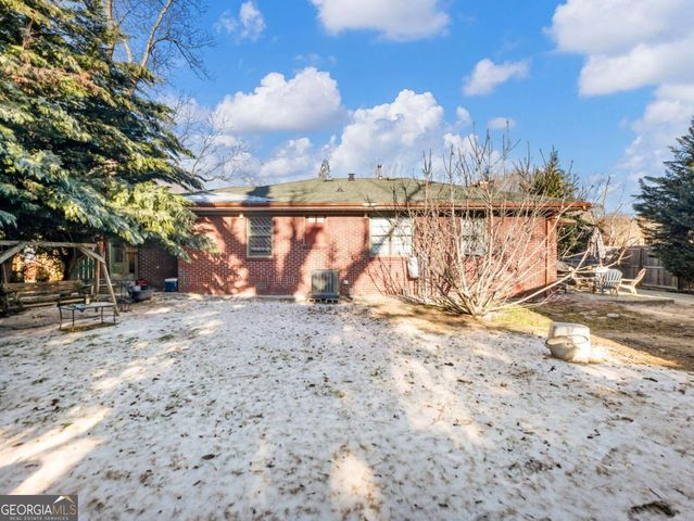 127 N Center Street, Winder, GA 30680