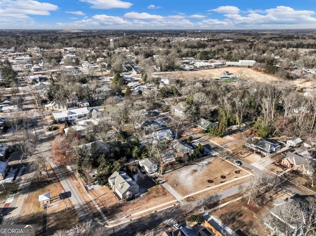 127 N Center Street, Winder, GA 30680