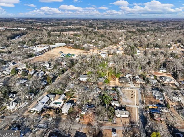 127 N Center Street, Winder, GA 30680