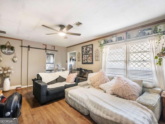 127 N Center Street, Winder, GA 30680