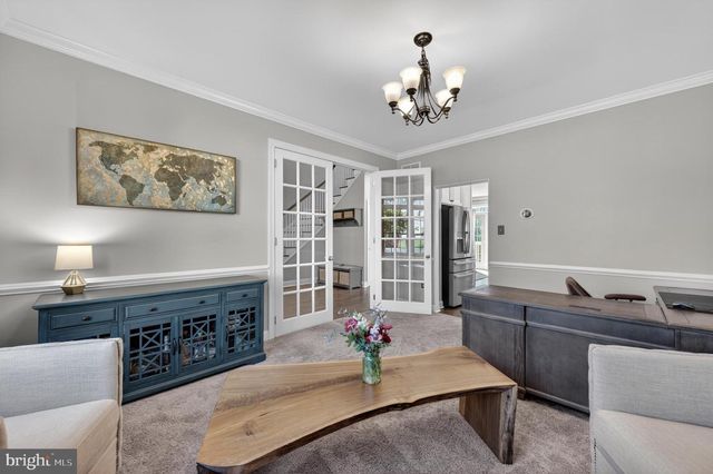 421 WAYNEBROOK DR, Chester Springs, PA 19425