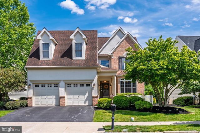 421 WAYNEBROOK DR, Chester Springs, PA 19425
