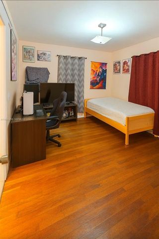 3321 SW 18th St, Miami, FL 33145