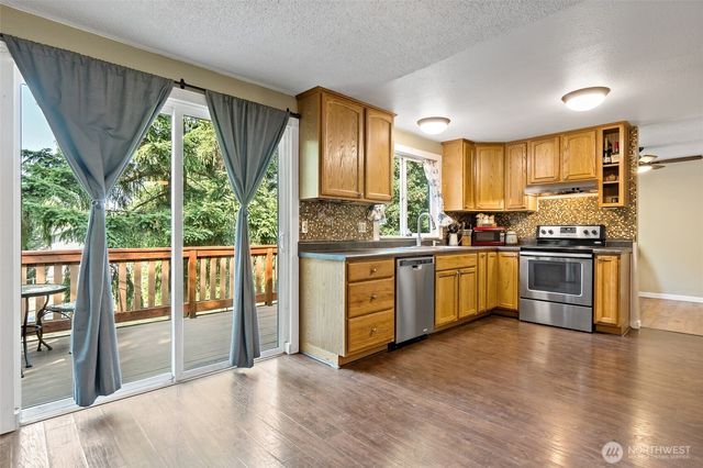 20710 128th Avenue Ct E, Graham, WA 98338