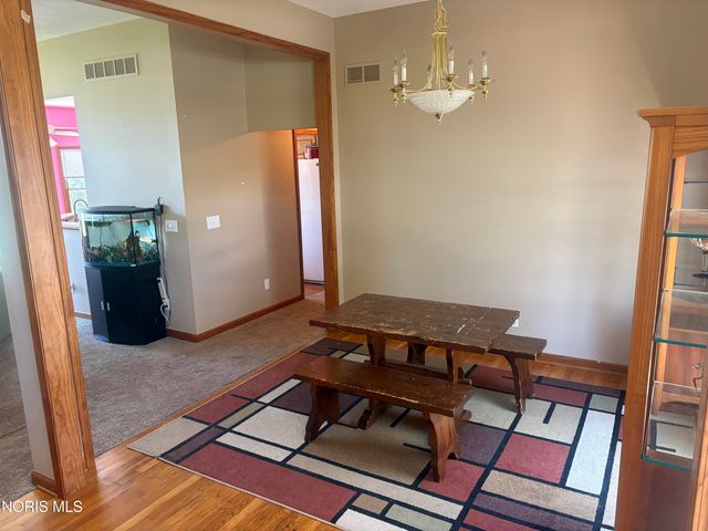 7710 Wellsbury Drive, Waterville, OH 43566