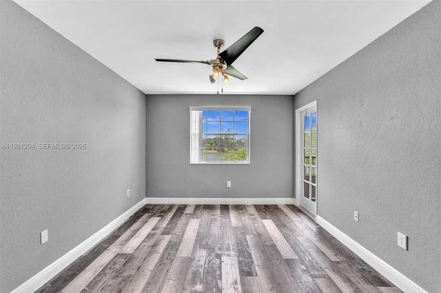 2871 N Oakland Forest Dr 204, Oakland Park, FL 33309