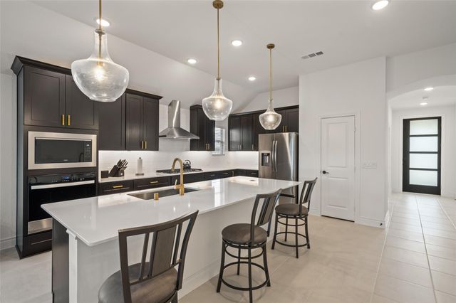 14506 Clementine Hall Drive, Conroe, TX 77302