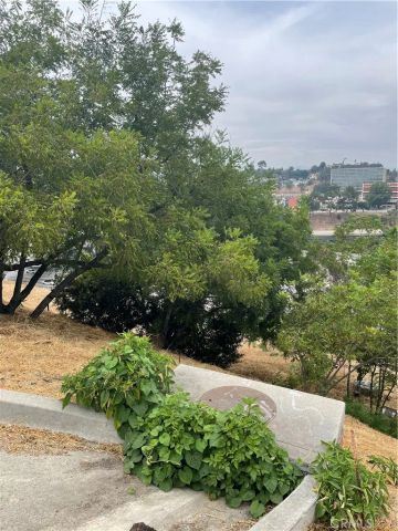 4433 Hayes, Los Angeles, CA 90063