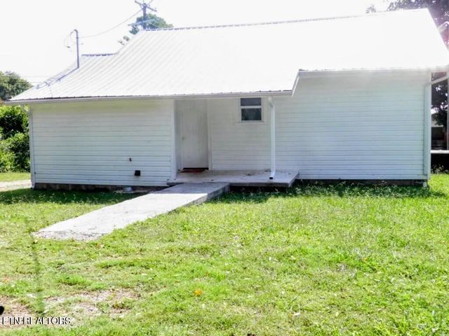 828 Mulberry St, Loudon, TN 37774