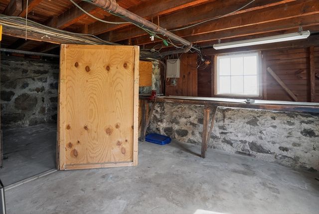 273 Front St, Weymouth, MA 02188