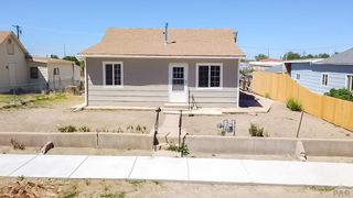 809 W 4th St, La Junta, CO 81050